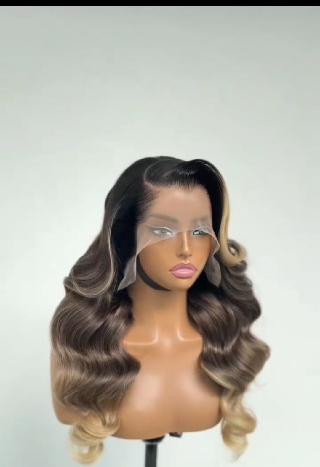 Chic Luxe Hair | Layered Cut Pre-Styled Pre-Everything M Hairline With Highlights 13x6 Glueless Wig | 300% Full Density | 100% Human Hair