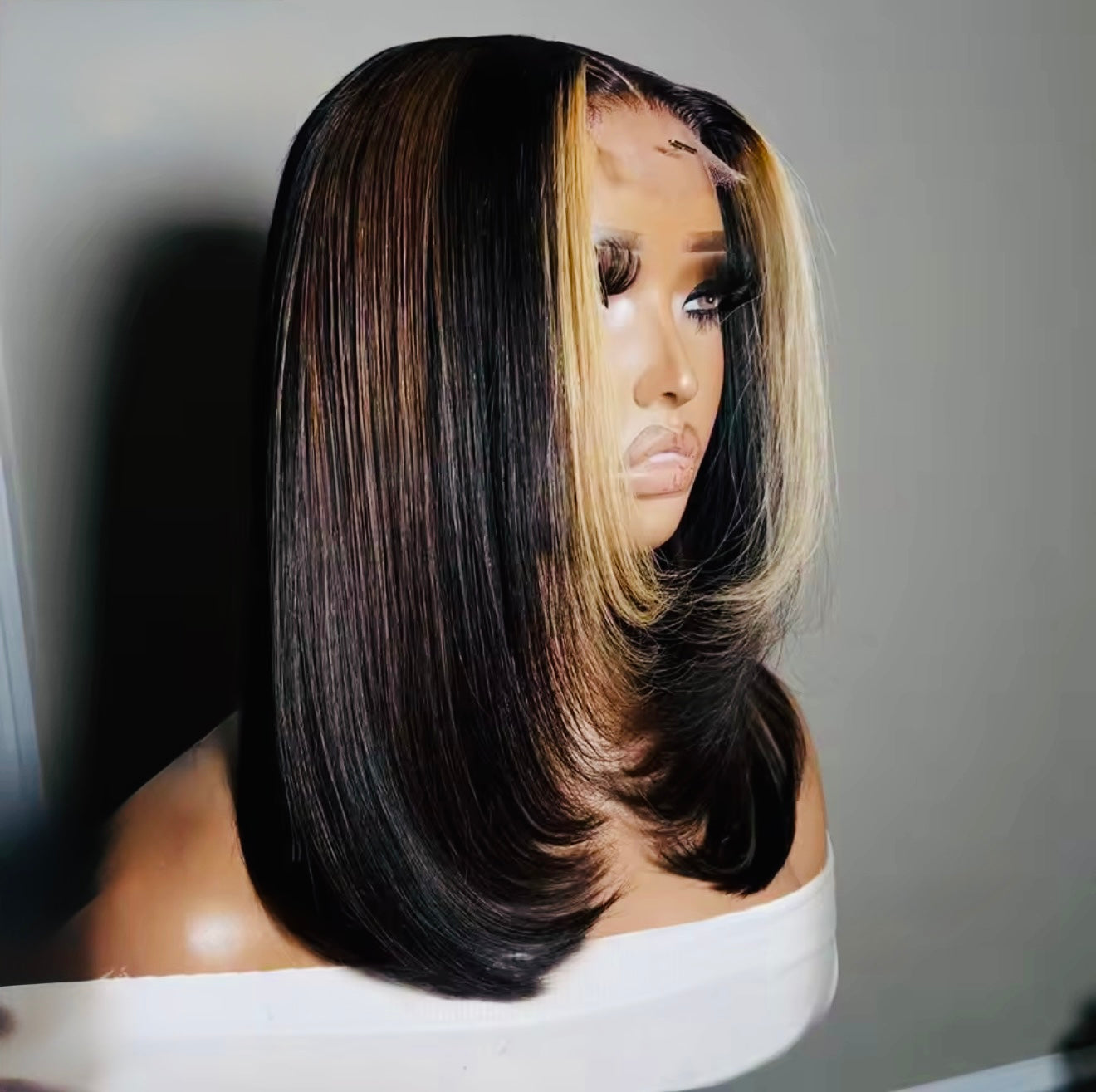 Raw Vietnamese Bone Straight Layered Straight Lace Front Glueless Bob Wig Stripe Brown and Wide 27 Short Bob Wig  2*4 Lace Front With Natural Hairline 250% Density