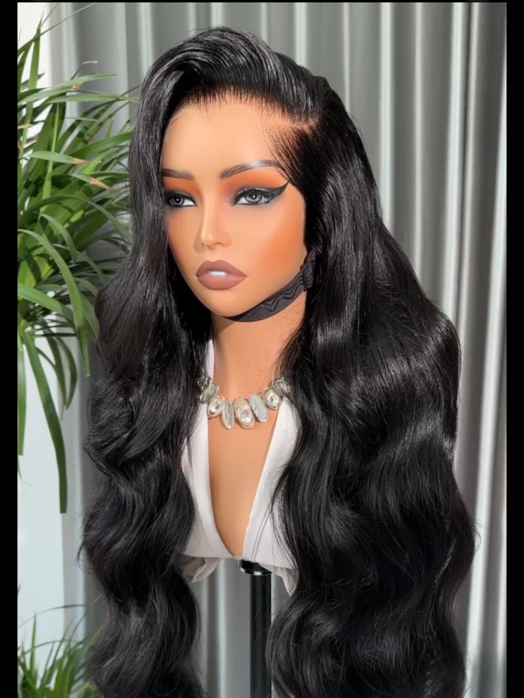 Chic Luxe Hair | Layered Cut Pre-Styled Pre-Everything M Hairline With Widow's Peak 13x6 Glueless Wig | 300% Full Density | 100% Human Hair
