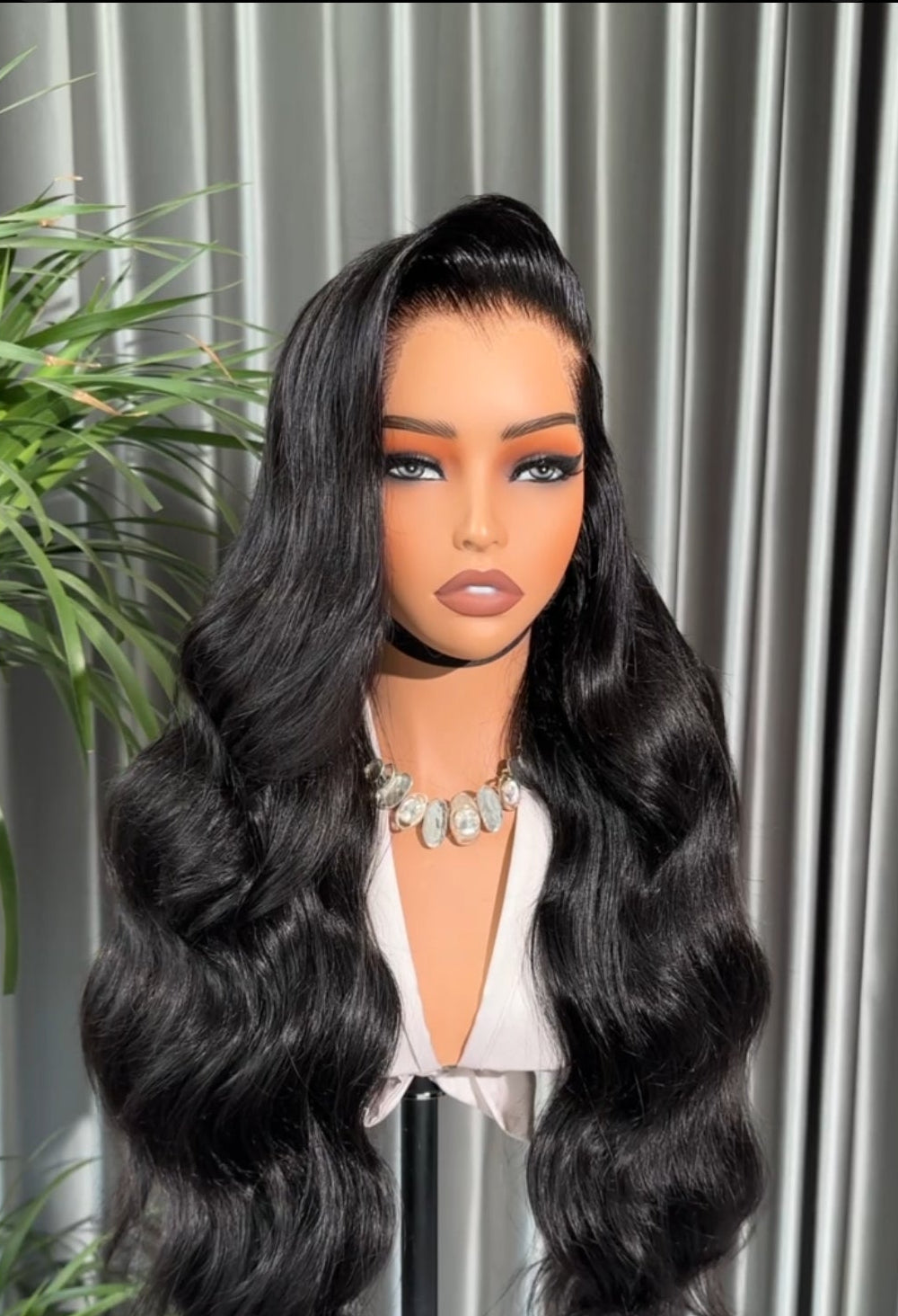 Chic Luxe Hair | Layered Cut Pre-Styled Pre-Everything M Hairline With Widow's Peak 13x6 Glueless Wig | 300% Full Density | 100% Human Hair